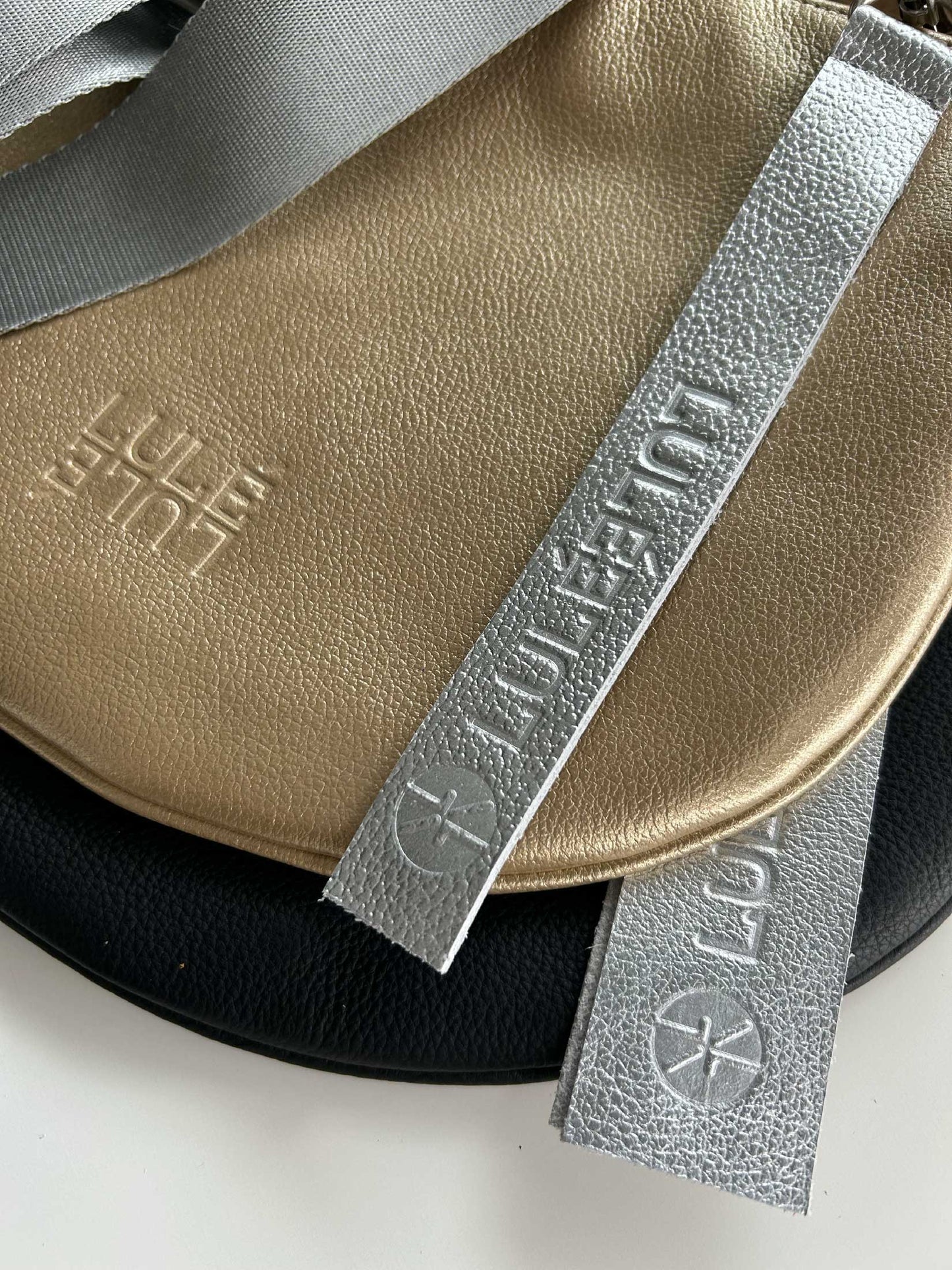 Dúo Bag Negro y Dorado