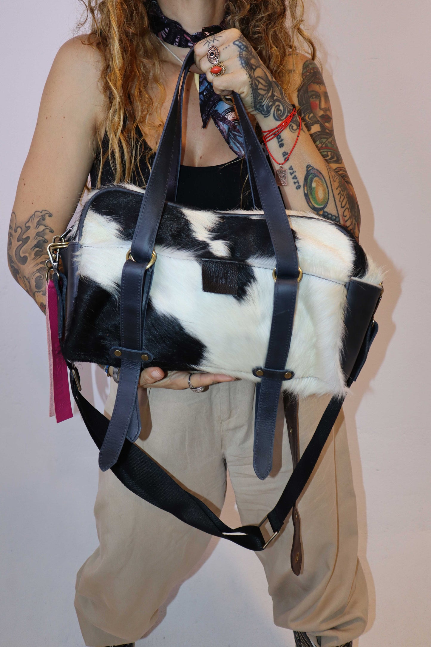 Lulé Bag Manchas negras y rosa