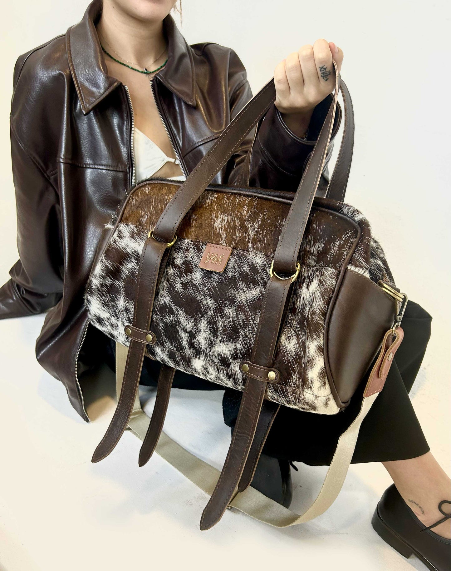 Lulé Bag Pinta Cow Print Mediana