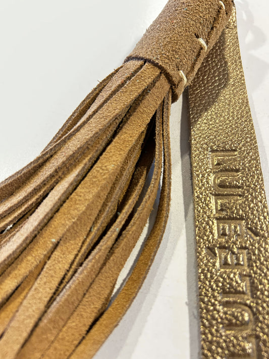 Llavero flecos suede