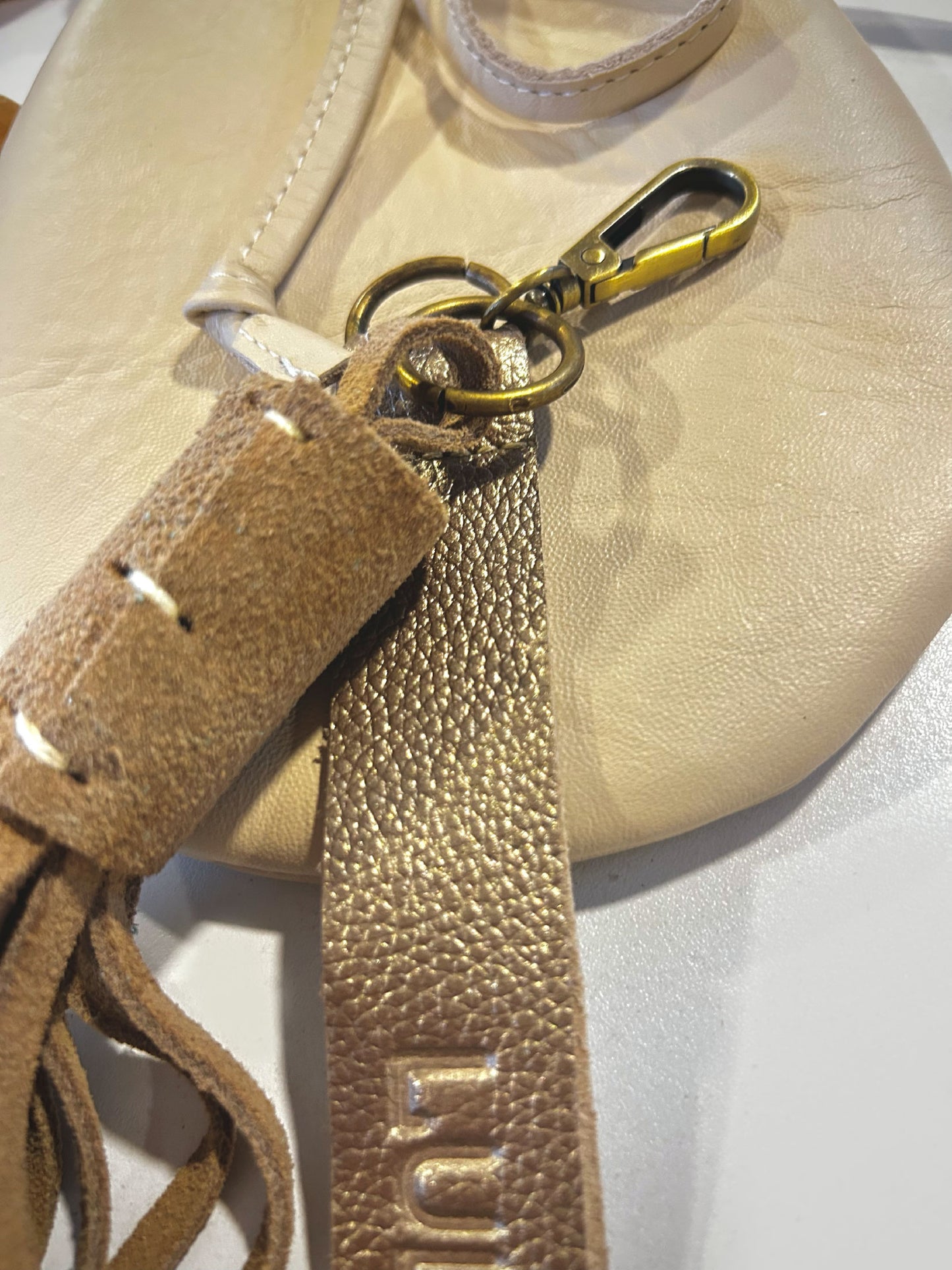 Oba Oba Bear (keychain) Old Gold