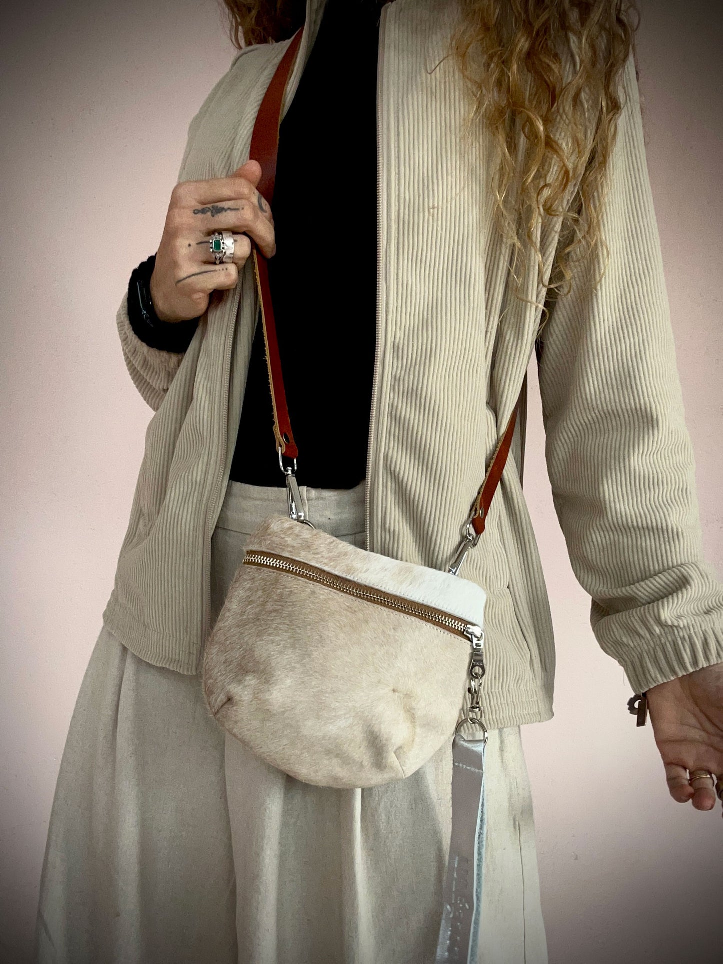 Pocket Bag Pelo Beige